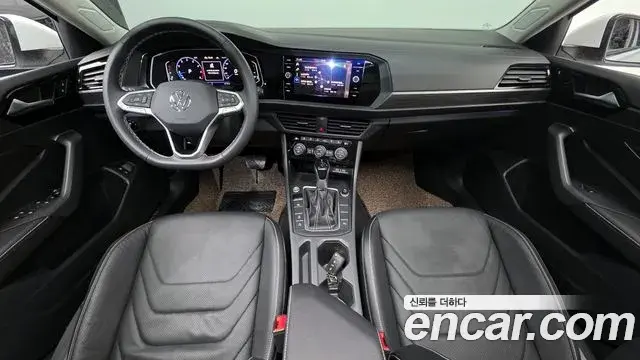 Volkswagen Jetta 2023 — ფოტო 4/20