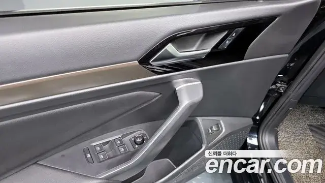 Volkswagen Jetta 2021 — ფოტო 39/50