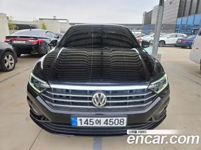 Volkswagen Jetta 2021 — ფოტო 45/50