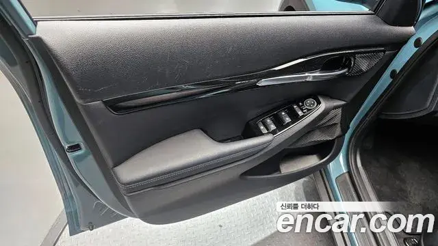 Kia Seltos 2024 — Photo 18/30