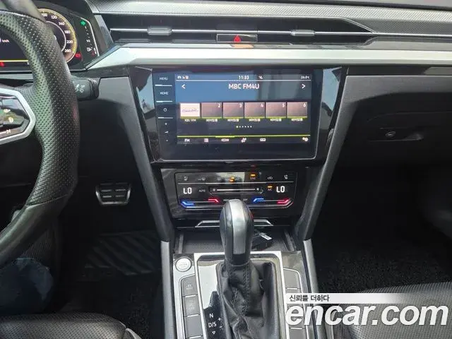 Volkswagen Arteon 2023 — Şəkil 8/20