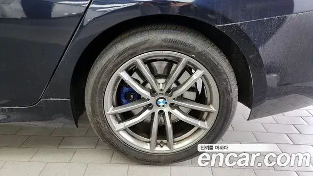 BMW 5 Series 2018 — ფოტო 5/34