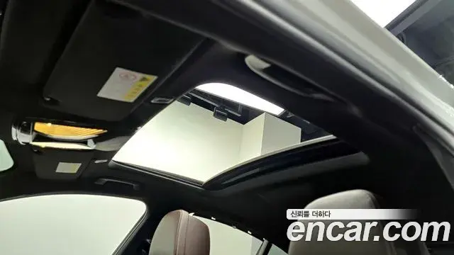 BMW 5 Series 2018 — ფოტო 20/30