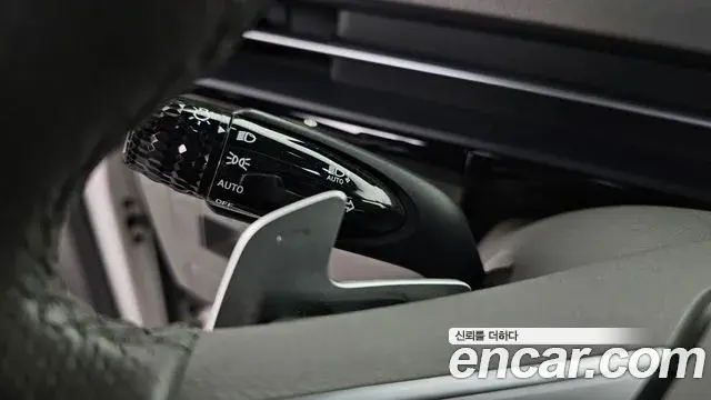 Hyundai Staria 2024 — Photo 4/34
