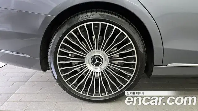 Mercedes-Benz S-Class 2020 — Фото 5/20