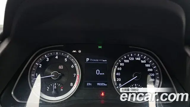 Hyundai Sonata Hybrid 2019 — Photo 2/20