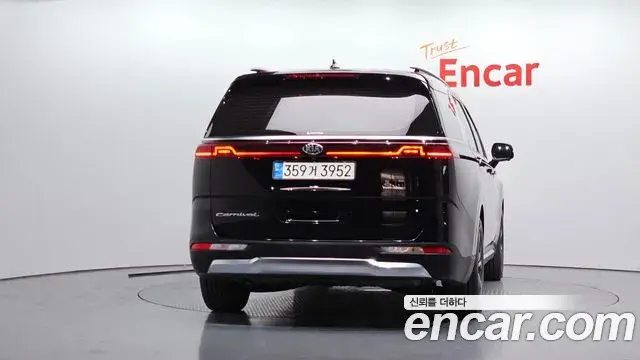Kia Carnival 2020 — Фото 4/20