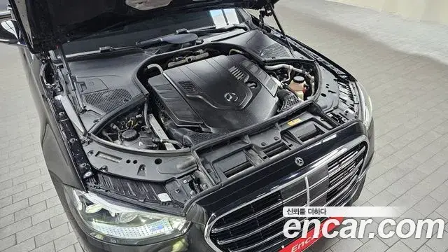 Mercedes-Benz S-Class 2021 — Şəkil 27/32