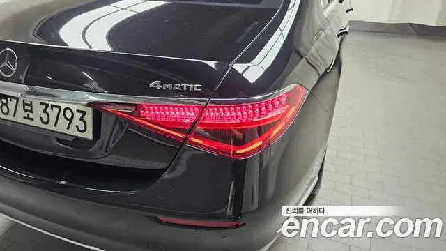 Mercedes-Benz S-Class 2021 — Şəkil 28/32