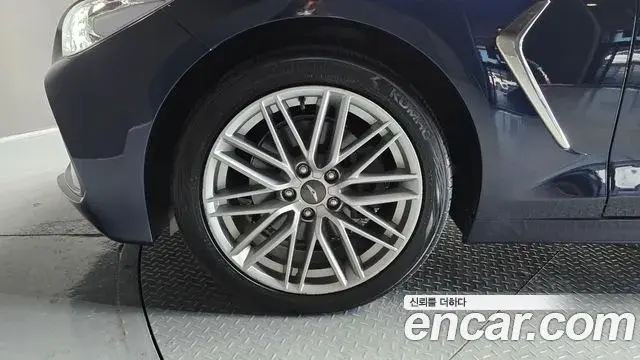 Genesis G70 2019 — Şəkil 13/33