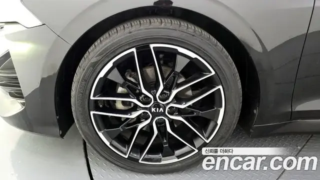 Kia K5 2020 — Photo 13/20