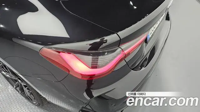 BMW 4 Series 2021 — Photo 16/33
