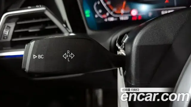 BMW 4 Series 2021 — Photo 23/33