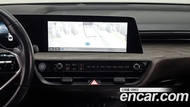 Kia K8 2023 — Photo 22/32