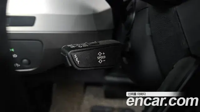Audi Q7 2019 — Photo 12/31