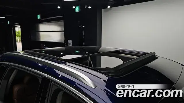 Audi Q7 2019 — Photo 17/31