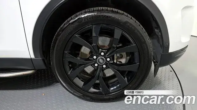 Land Rover Discovery Sport 2021 — Şəkil 22/34