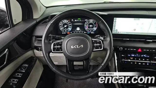 Kia Carnival 2021 — Photo 4/31