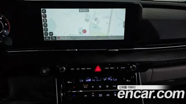 Kia Carnival 2021 — Photo 5/31