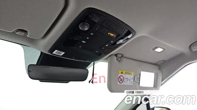 Kia Carnival 2021 — Photo 22/31