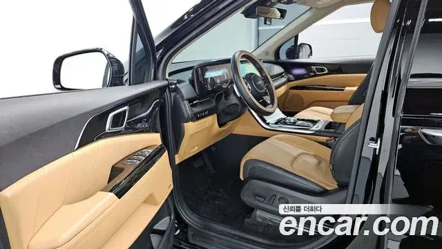 Kia Carnival 2023 — ფოტო 30/30