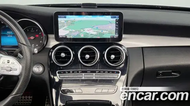 Mercedes-Benz C-Class 2019 — Şəkil 25/29