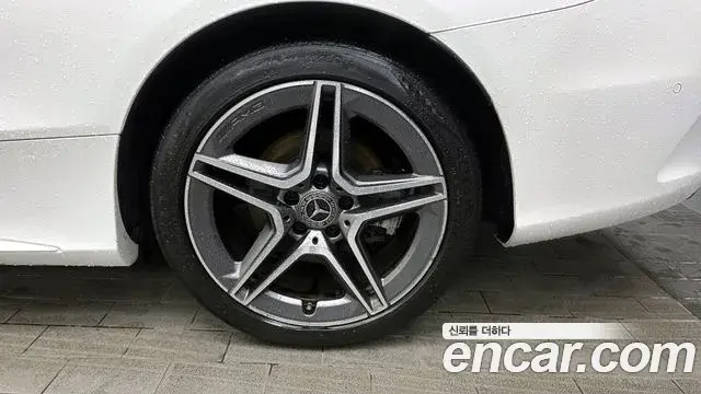 Mercedes-Benz C-Class 2019 — Şəkil 5/29