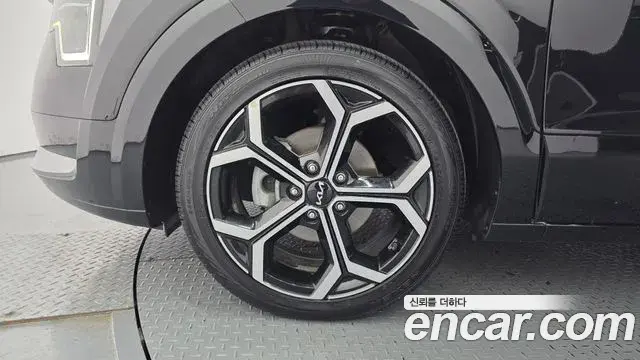 Kia Niro 2022 — Şəkil 4/33