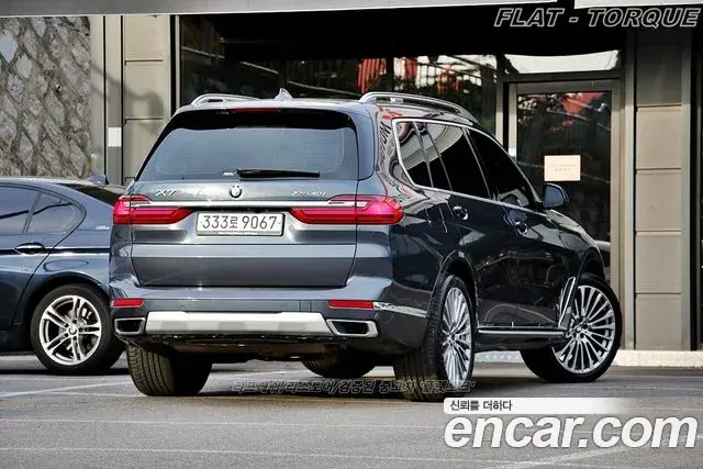 BMW X7 2020 — Фото 1/20