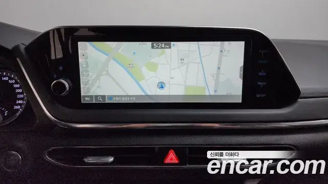 Hyundai Sonata Hybrid 2022 — ფოტო 21/33