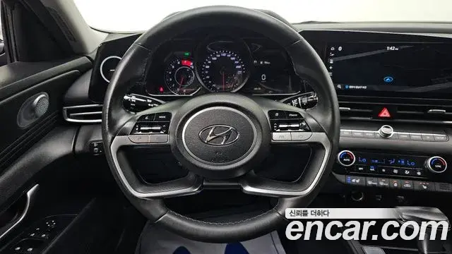 Hyundai Avante 2021 — Фото 14/20