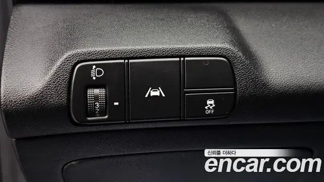 Hyundai Avante 2021 — Фото 19/20