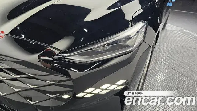 Kia K8 2022 — Photo 11/31