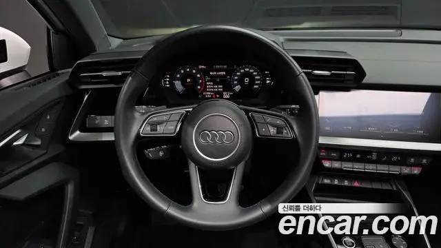 Audi A3 2022 — Фото 14/20