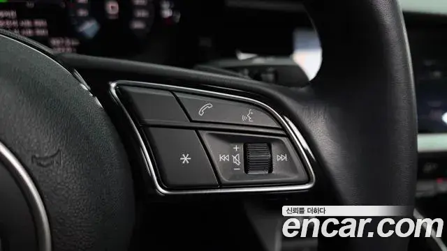 Audi A3 2022 — Фото 16/20