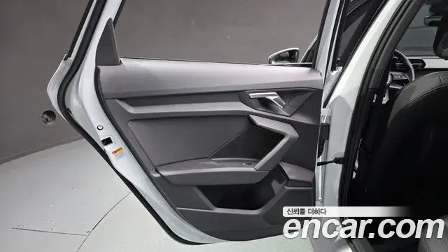 Audi A3 2022 — Şəkil 25/30