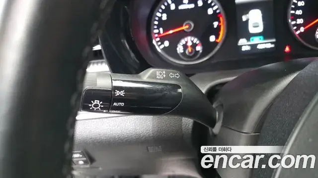 Kia K5 2022 — Şəkil 18/30