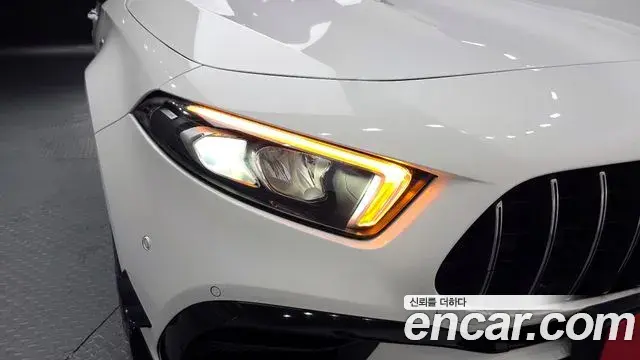 Mercedes-Benz A-Class 2021 — Photo 3/30