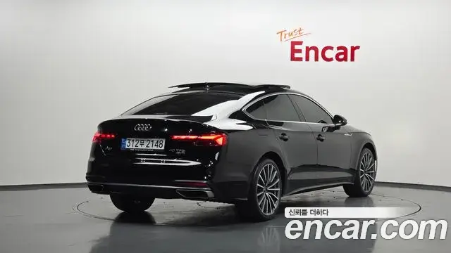 Audi A5 2022 — Şəkil 8/32