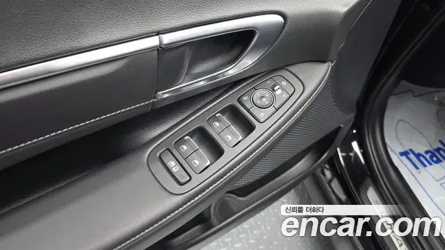 Hyundai Sonata Hybrid 2022 — Photo 9/20