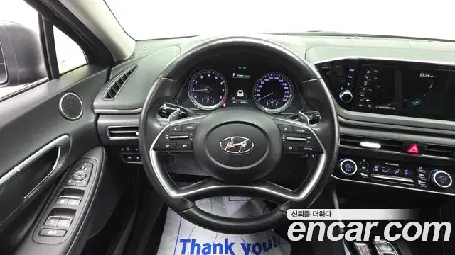 Hyundai Sonata Hybrid 2022 — Photo 13/20