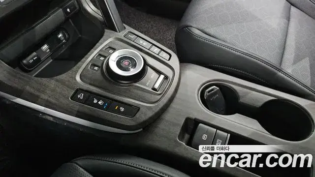 Kia Seltos 2025 — Photo 19/20