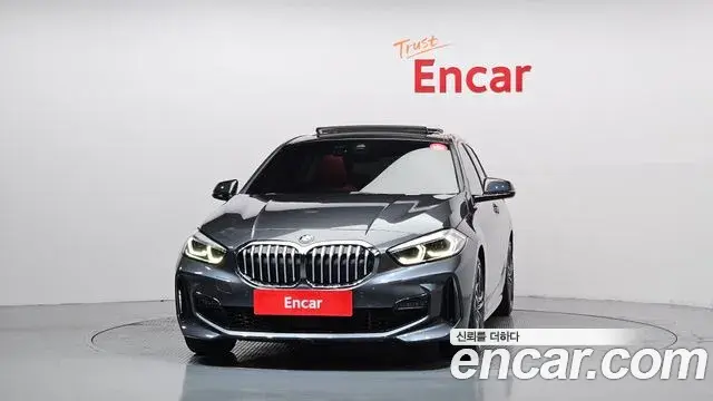 BMW 1 Series 2021 — ფოტო 17/20