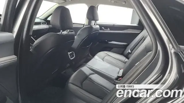 Kia K5 2023 — Photo 30/31