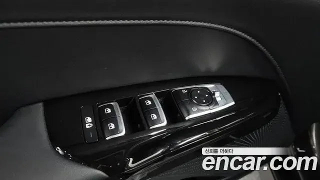 Kia K5 2023 — Photo 28/31