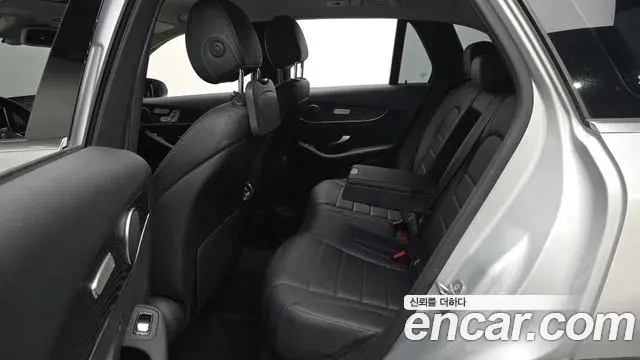 Mercedes-Benz GLC-Class 2019 — Фото 11/20