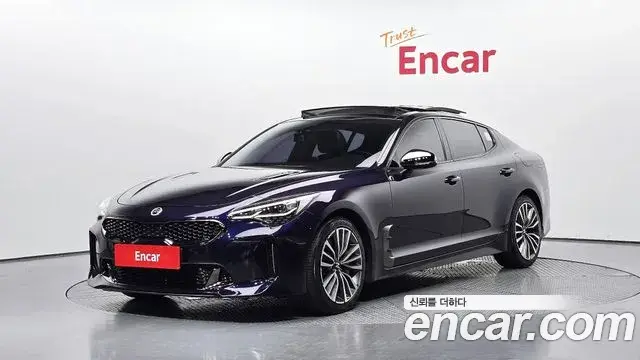 Kia Stinger 2018 — Şəkil 17/30