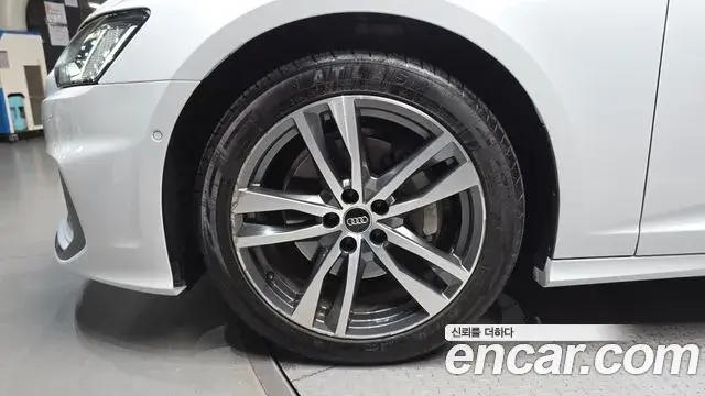 Audi A6 2022 — Şəkil 20/30