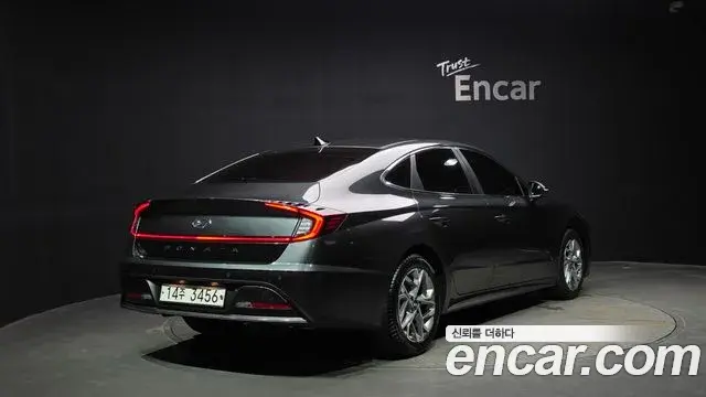 Hyundai Sonata Hybrid 2019 — Şəkil 2/33