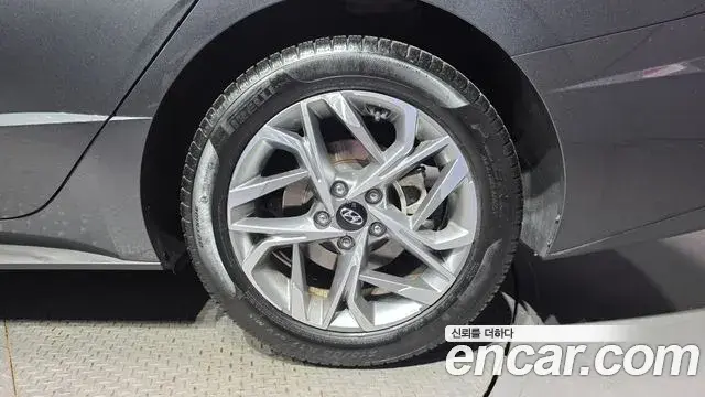 Hyundai Sonata Hybrid 2019 — Şəkil 19/33